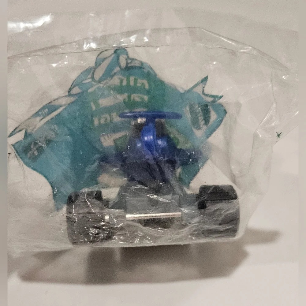 McDonalds Happy Meal Toy Totally Toy Holiday Hot Wheels Attack Pack 1993 Vintage